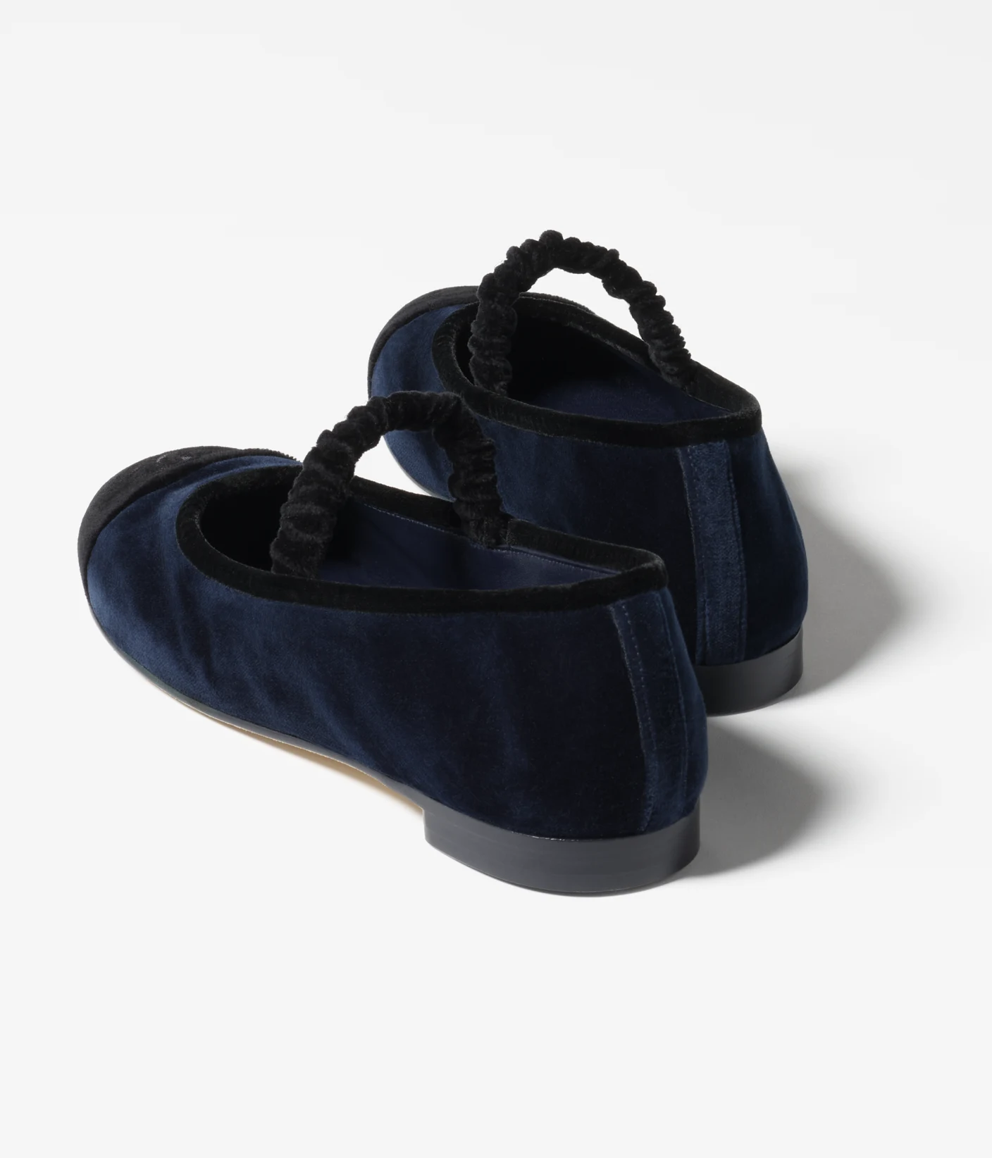 Chanel 2024/25 Métiers d’art Mary Janes - Image 3